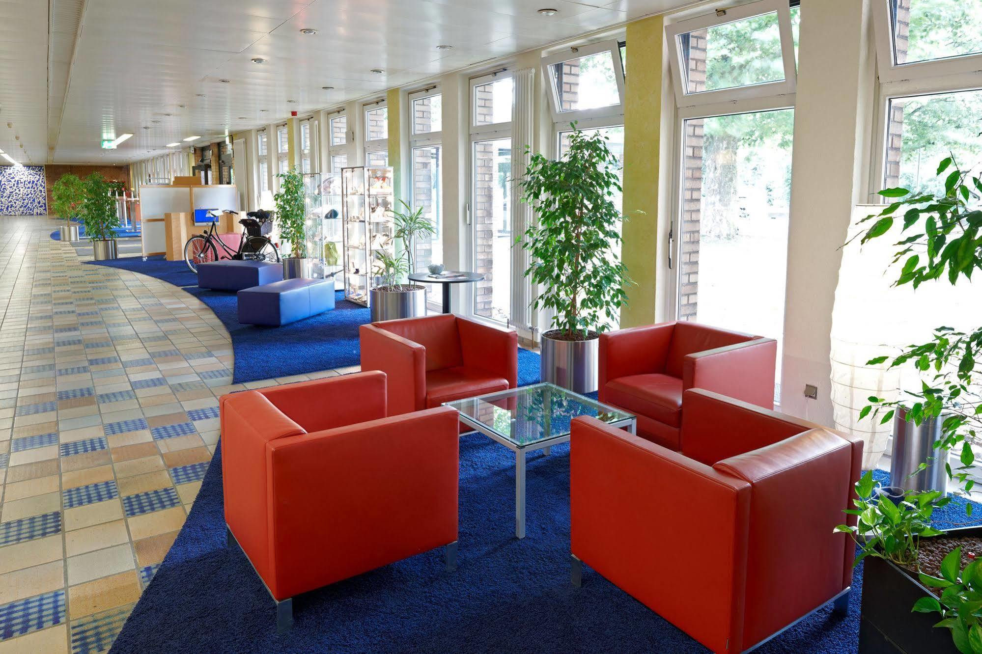 Commundo Tagungshotel นอยส์ ภายนอก รูปภาพ